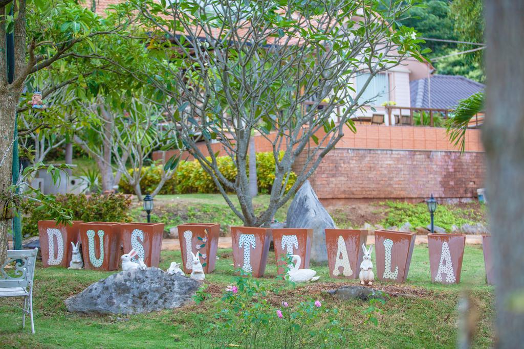 Dusit Talai Resort Nong Nam Daeng Esterno foto