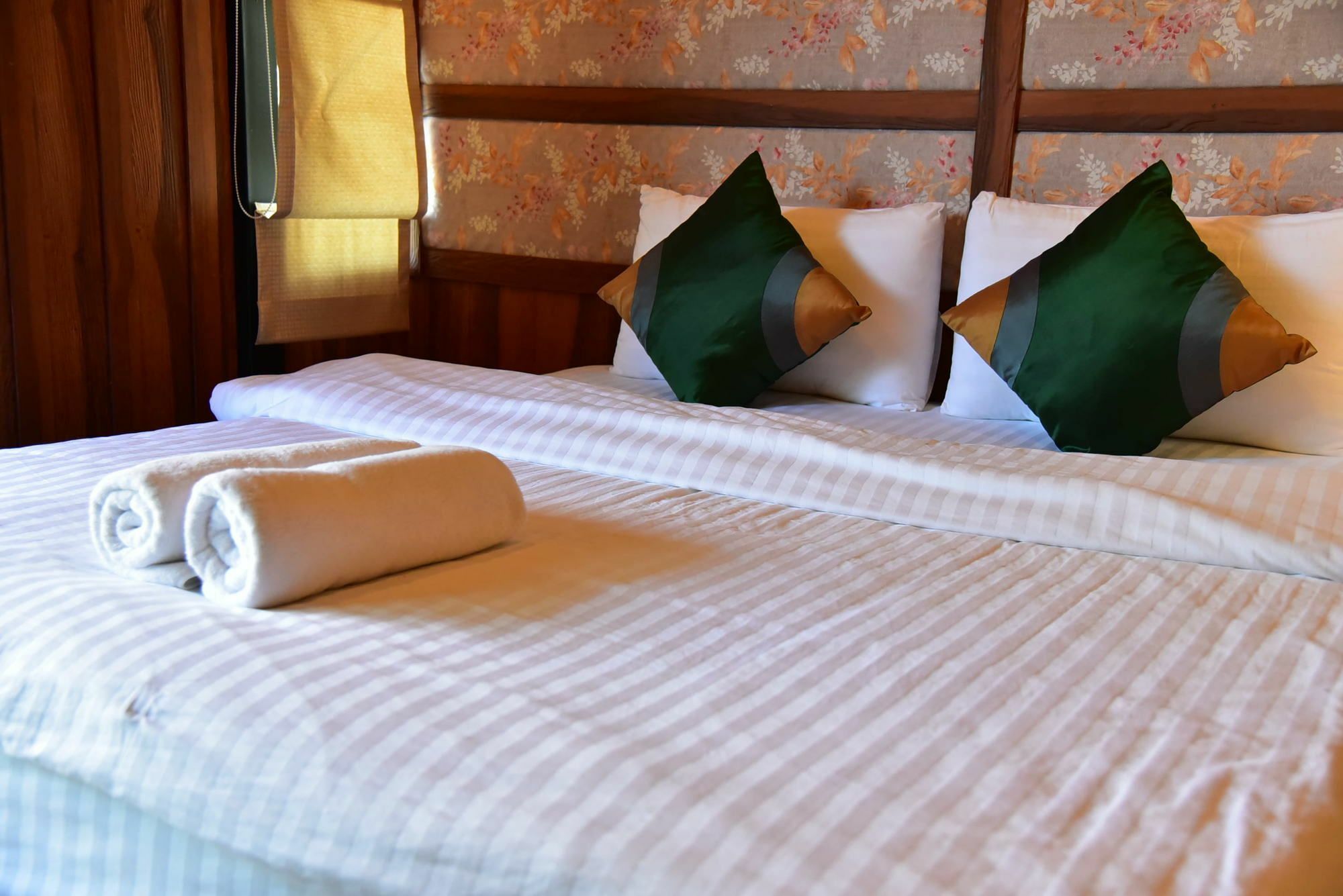 Dusit Talai Resort Nong Nam Daeng Esterno foto
